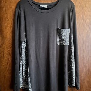 Zenana Outfitters Charcoal Gray Top